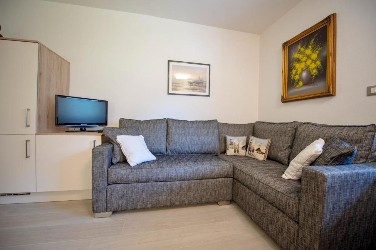 Apartments Cesa Bruma Ортизеи Экстерьер фото